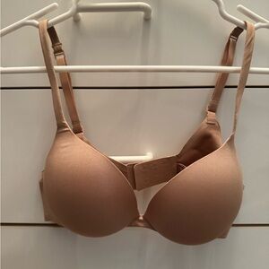 SKIMS Tan Seamless T-Shirt Bra